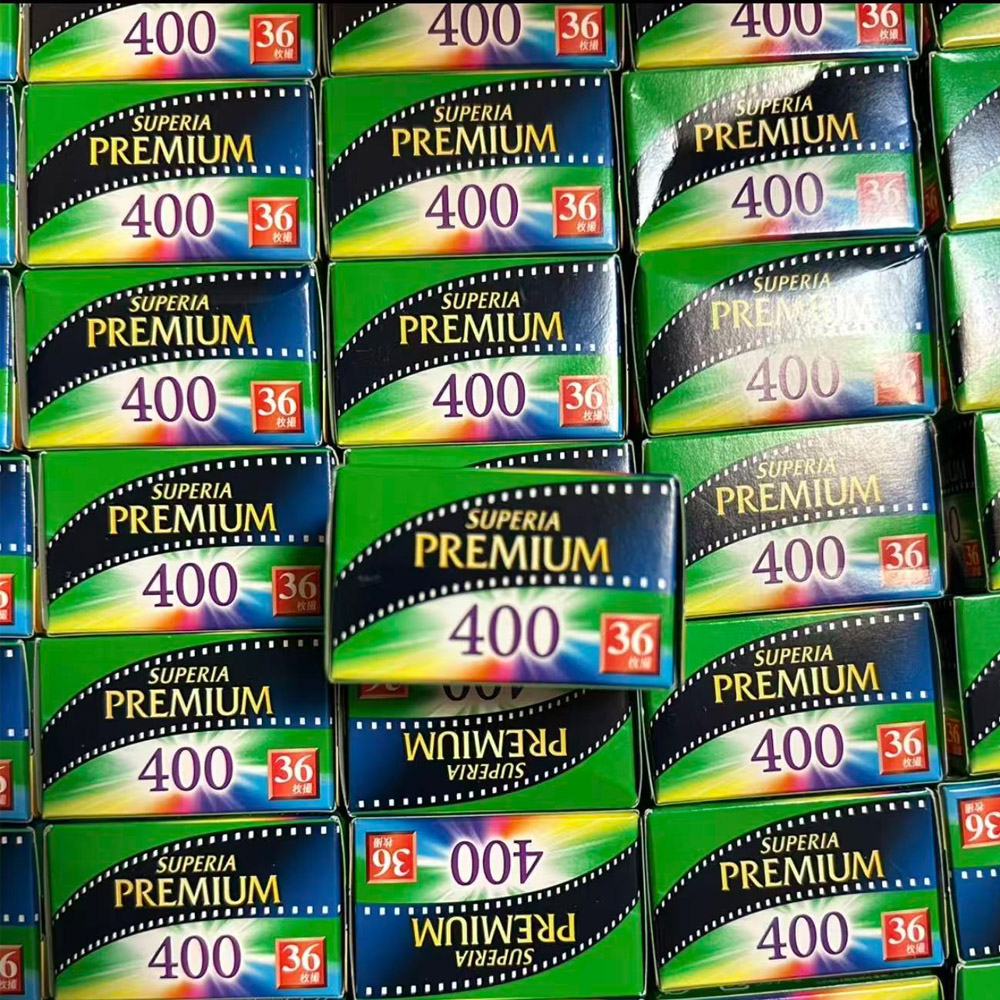 Photography Date - Classic Color 35mm Film Fujifilm Superia